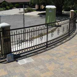 curved sliding gate
